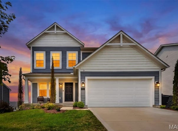 2211 Eagle River Drive, O'Fallon, MO 63366