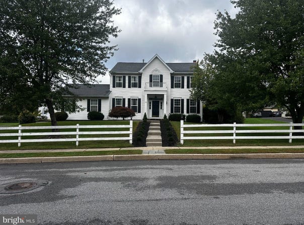 19 CARDINAL Lane, COLLEGEVILLE, PA 19426