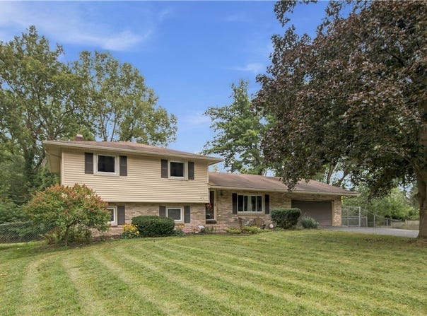 45 Brasser Drive, Rochester, NY 14624