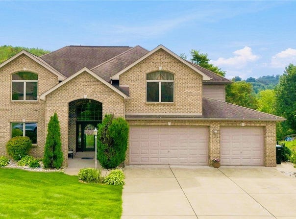 760 Westminster Dr, Irwin, PA 15642