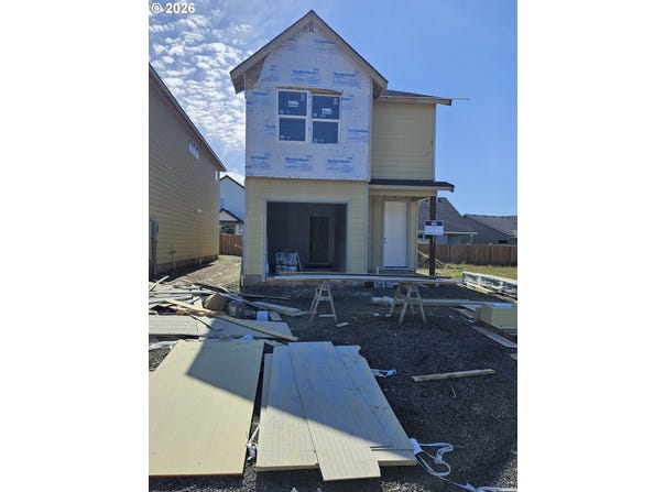 859 Chestnut Way, Silverton, OR 97381