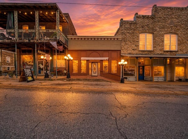 375 Main Street, Mammoth Spring, AR 72554
