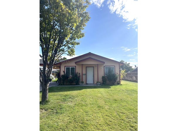 631 N Elm, Pasco, WA 99301