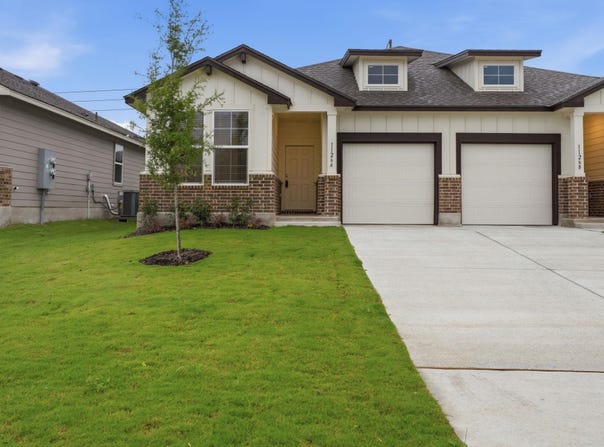 1126 Stone Valley Rd, Temple, TX 76502