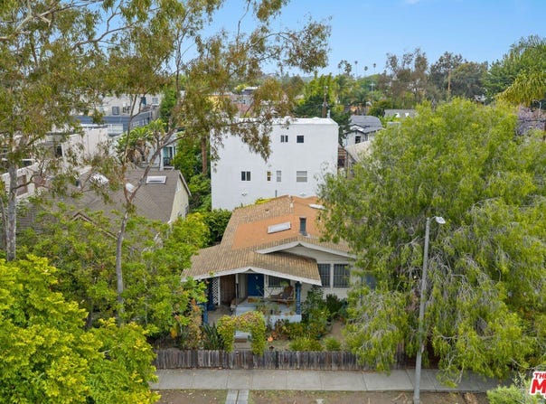 563 Westminster Ave, Venice, CA 90291