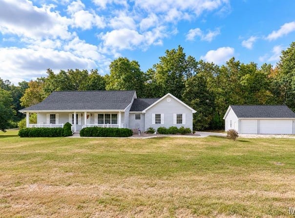 114 Beth Ann Drive, Winfield, MO 63389