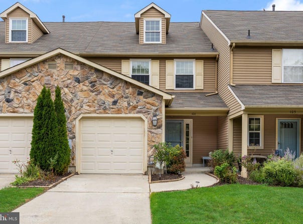 104 LAMPLIGHTER, MARLTON, NJ 08053