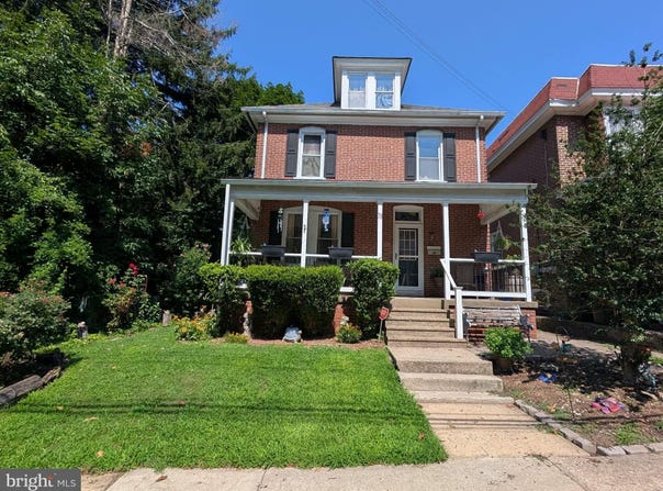 33 CENTRE Avenue, WEST NORRITON, PA 19403