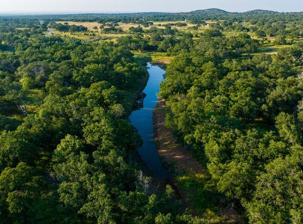 9621 County Rd 113, Llano, TX 78643
