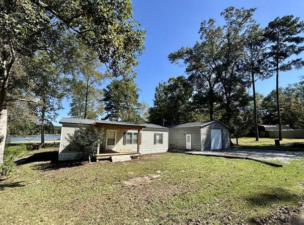 704 Catfish Drive, Eufaula, AL 36027