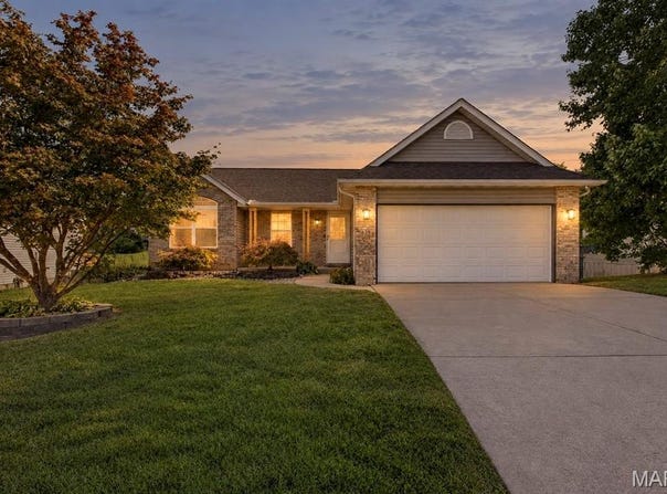 629 High School Street, Collinsville, IL 62234