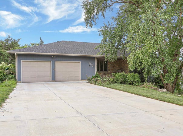 3605 Monarch Circle, Manhattan, KS 66503