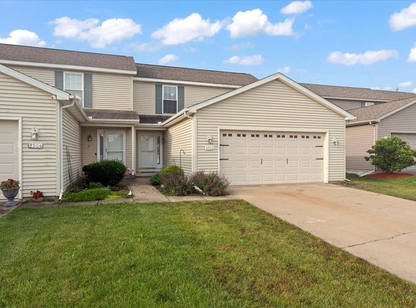 3903 Balmoral Drive, Champaign, IL 61822