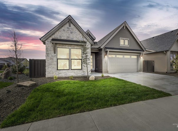 6997 S Capstone Ave, Meridian, ID 83642