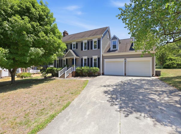 2506 Ashley Place, Burlington, NC 27215