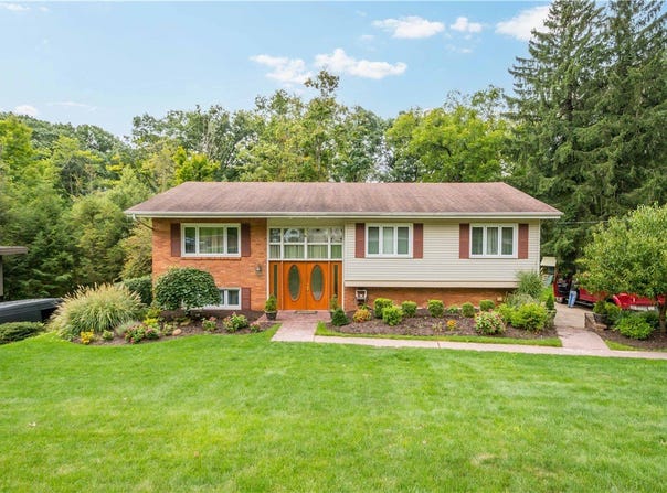 156 Gateshead Drive, Peters Twp, PA 15317