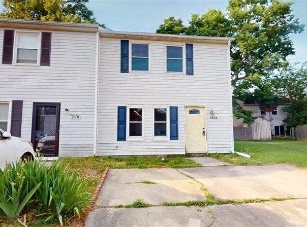3208 Clover Road E, Chesapeake, VA 23321