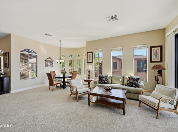 15550 S 5TH Avenue, Phoenix, AZ 85045