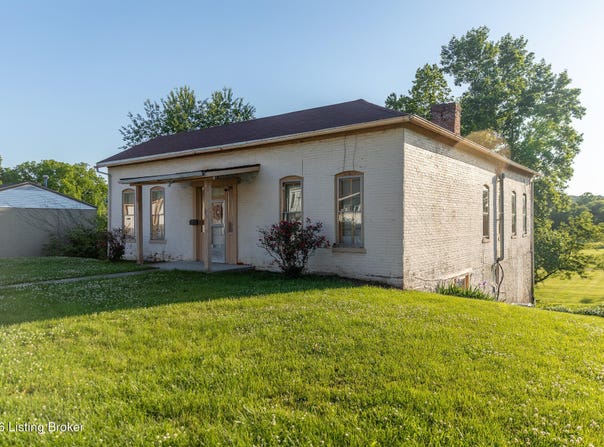 302 3rd St, Carrollton, KY 41008
