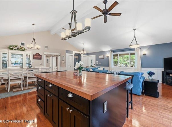 1023 Twin Lake Road, Stroudsburg, PA 18360