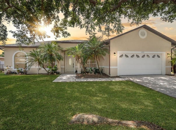 1724 BARKER Street NE, PALM BAY, FL 32907