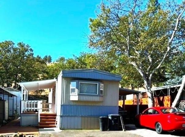 400 Hiram Page #22, Yreka, CA 96097