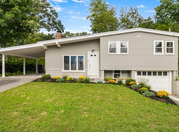 1 Fern St, Natick, MA 01760