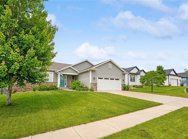 800 Bowhunter, Marion, IA 52302