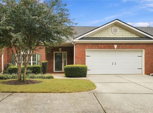129 Holiday Road E, Buford, GA 30518