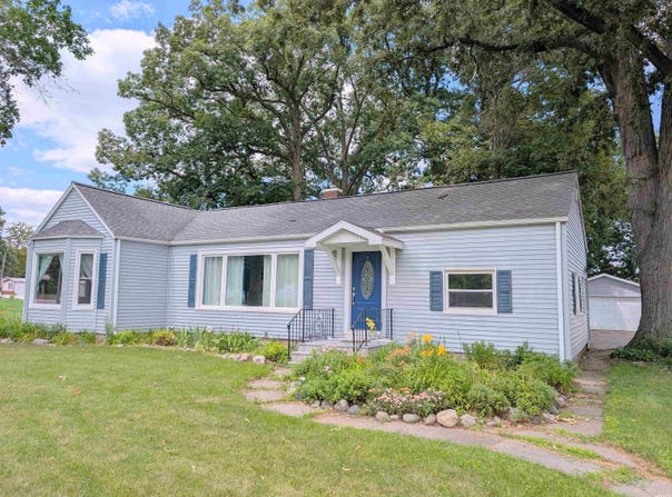 1105 W Lancaster Street, Bluffton, IN 46714