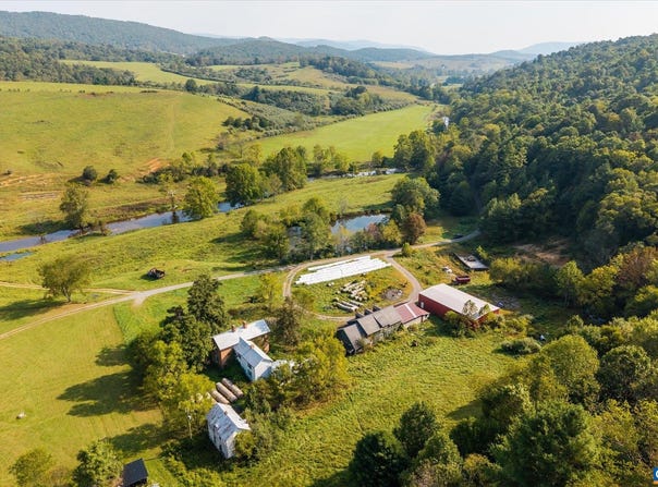 964 CRYSTAL SPRINGS DR, BLAND, VA 24315