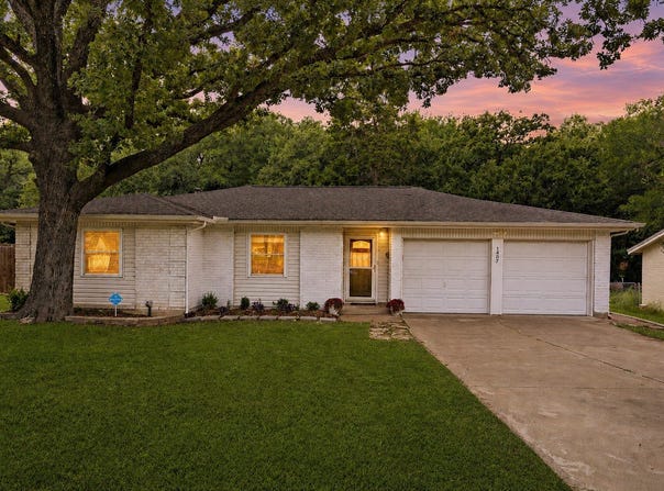 1407 Donley Drive, Euless, TX 76039