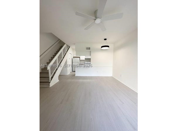 18316 NW 68th Ave, Hialeah, FL 33015