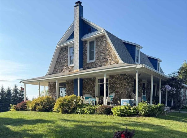 9588 ATWOOD RD., CHARLEVOIX, MI 49720