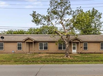 804 S 12th Street, Collinsville, OK 74021