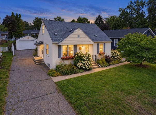 3239 Stinson Boulevard, Saint Anthony, MN 55418