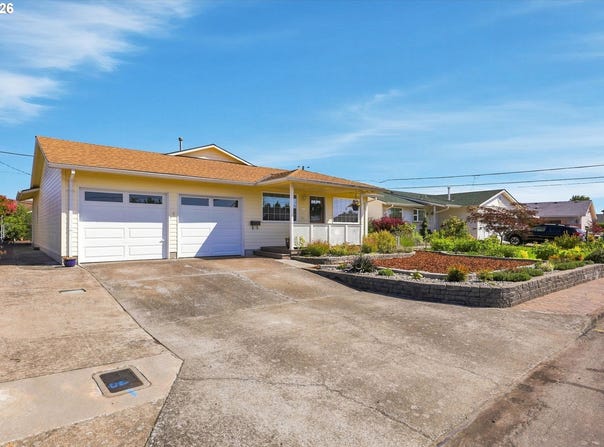 1323 GARDEN Way, Woodburn, OR 97071