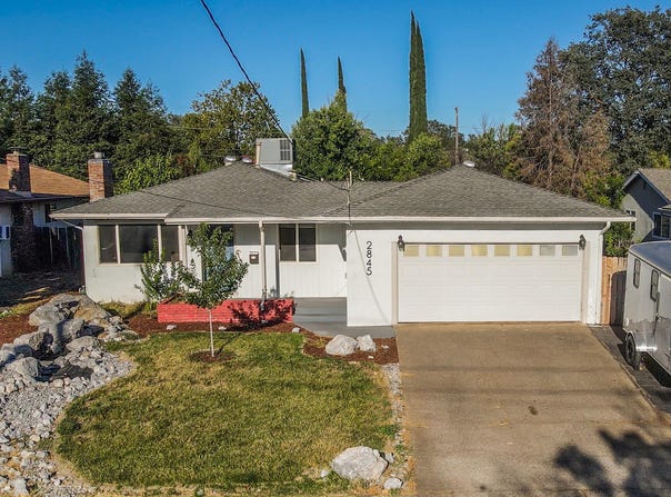 2845 Regal Avenue, Redding, CA 96002