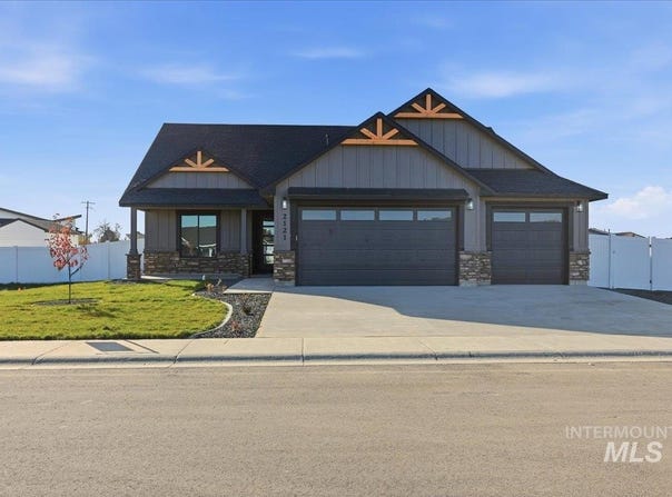 3020 Driftwood, Payette, ID 83619