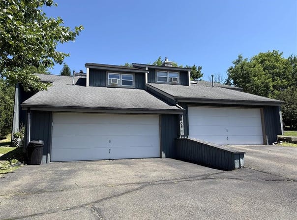 2605 Laguna Drive, ENDICOTT, NY 13760