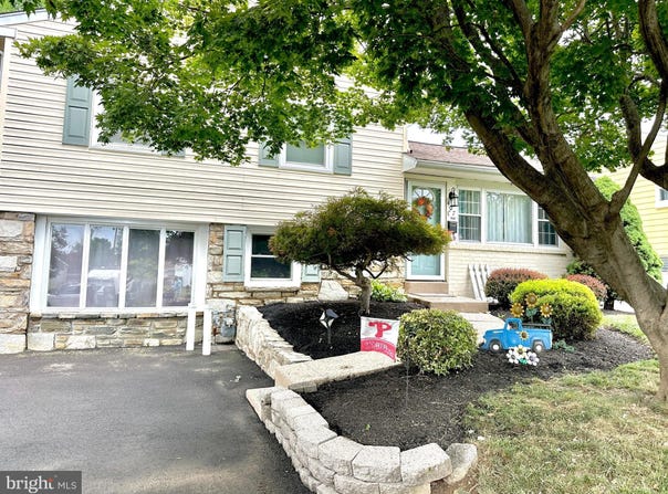 407 GOODWIN Road, HATBORO, PA 19040