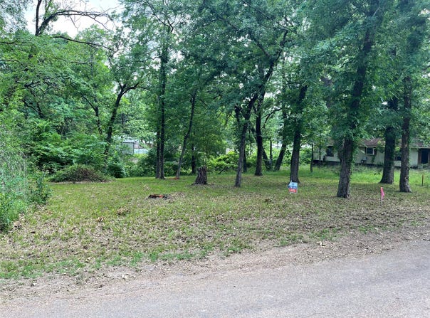 185 Natchez Trail, Mabank, TX 75156