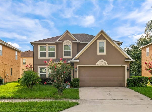 8830 ISLA BELLA Drive, ORLANDO, FL 32818