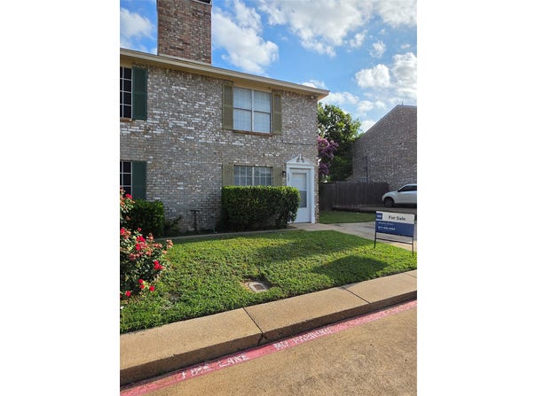 137 Graystone Place, Duncanville, TX 75137