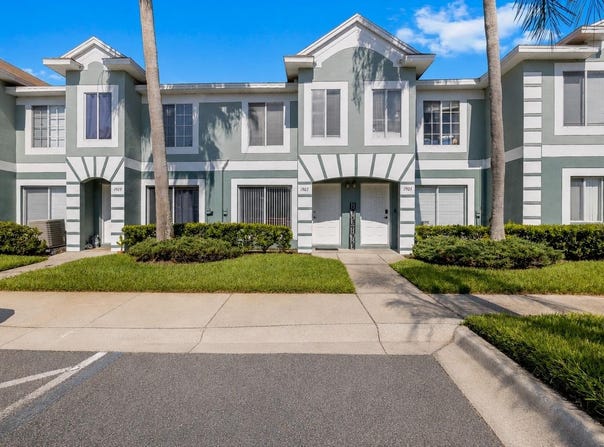 1907 FLUORSHIRE Drive, BRANDON, FL 33511
