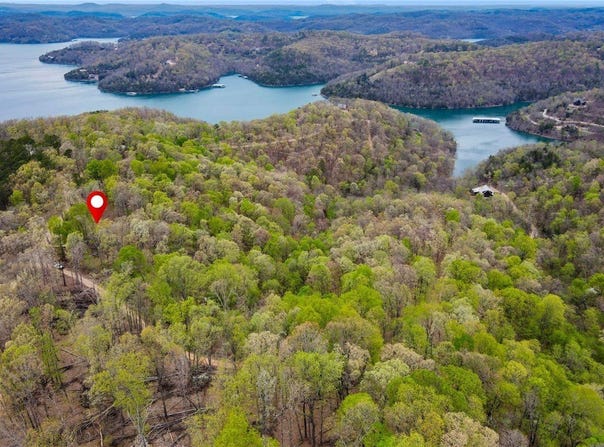 Tract 5 CR 156 lot: 5, Eureka Springs, AR 72632