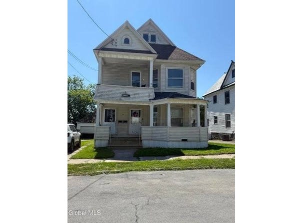 30 McClellan, Amsterdam, NY 12010