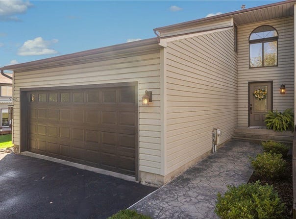 134 Lookout Circle, Syracuse, NY 13209