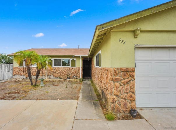 656 Flora Dr, Oceanside, CA 92057