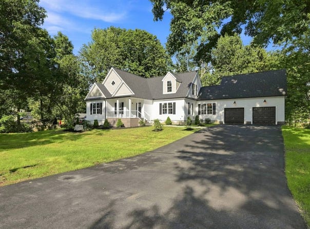 34 Innis Ave, Newburgh, NY 12550